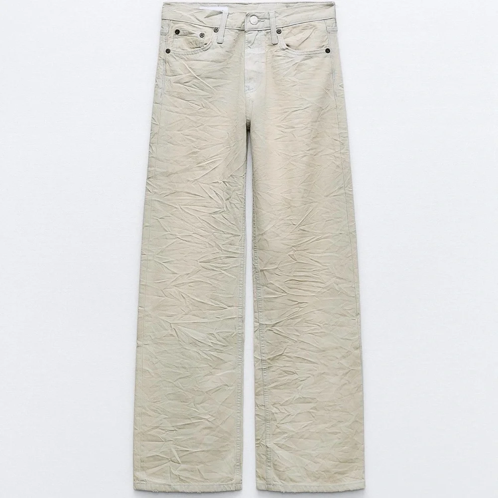 Zara Jeans NWT TRF Mid Wrinkle Effect Coated Jeans - Picture 1 of 4